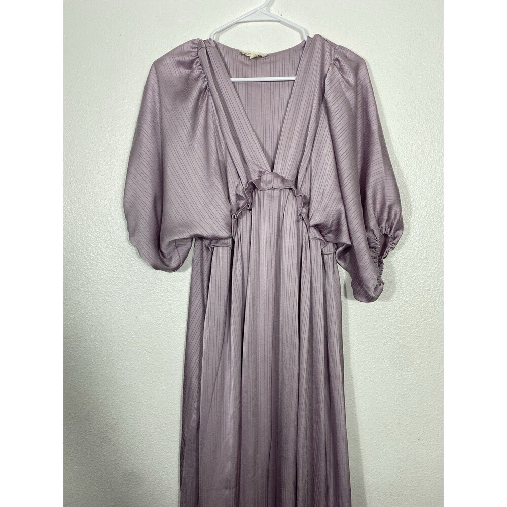 Vanilla Bay maternity long lilac V-neck pleated dress, size S - Picture 5 of 9